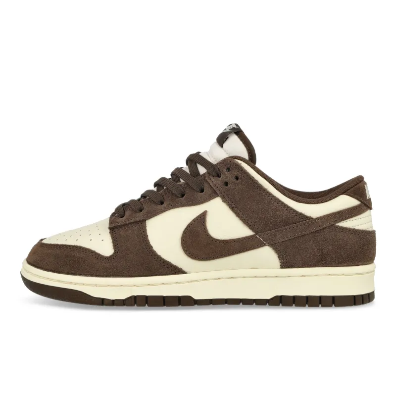 Dunk Low Retro SE made by Nike