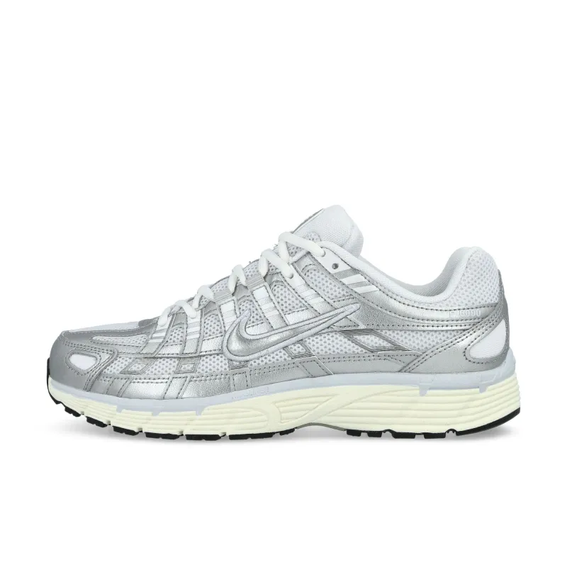W P-6000 made by Nike