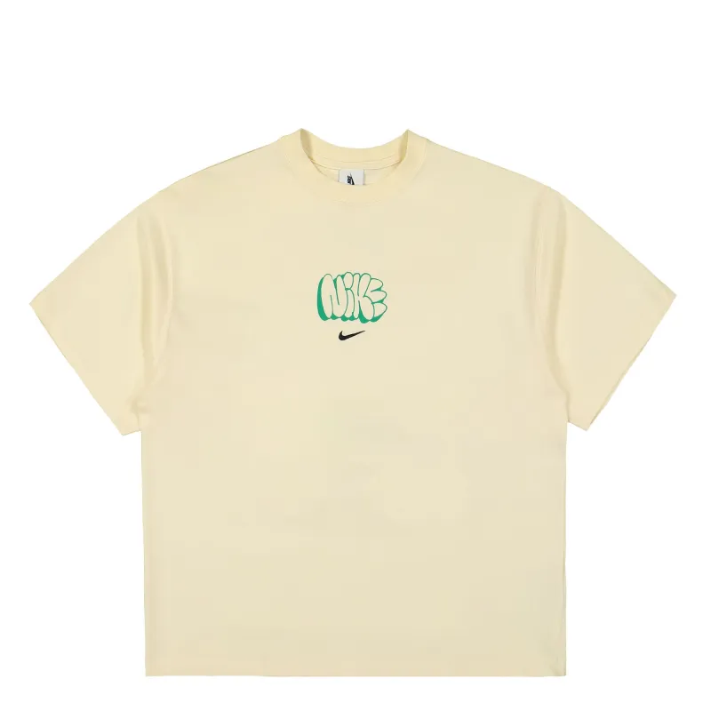 Solo Swoosh T-Shirt made by Nike