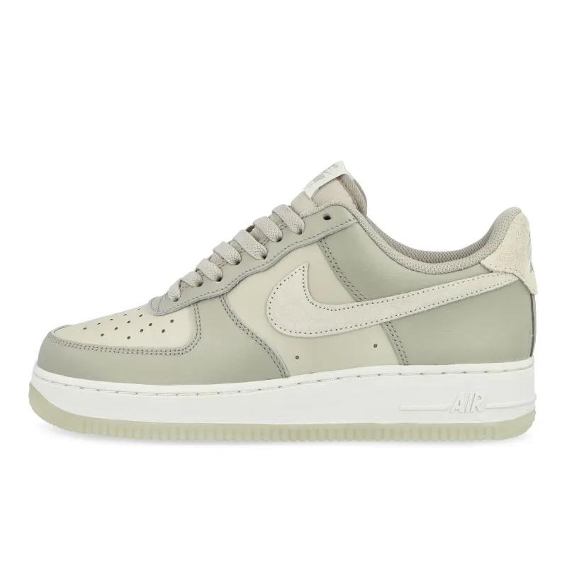 Air Force 1 '07 LV8 sold by OVERKILL