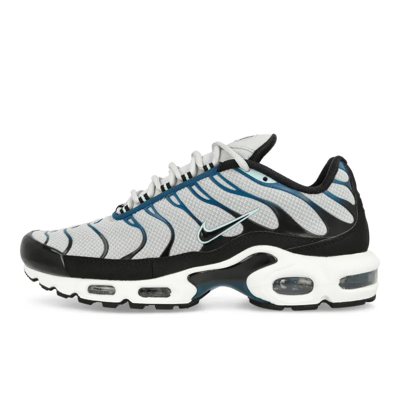 Air Max Plus made by Nike