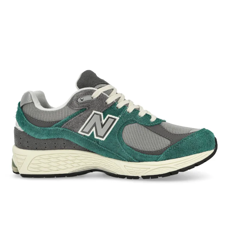 M2002REM made by New Balance