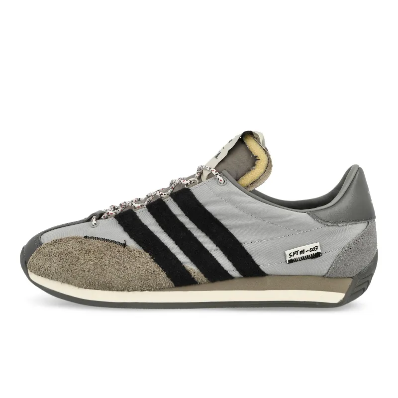 Country OG made by Adidas