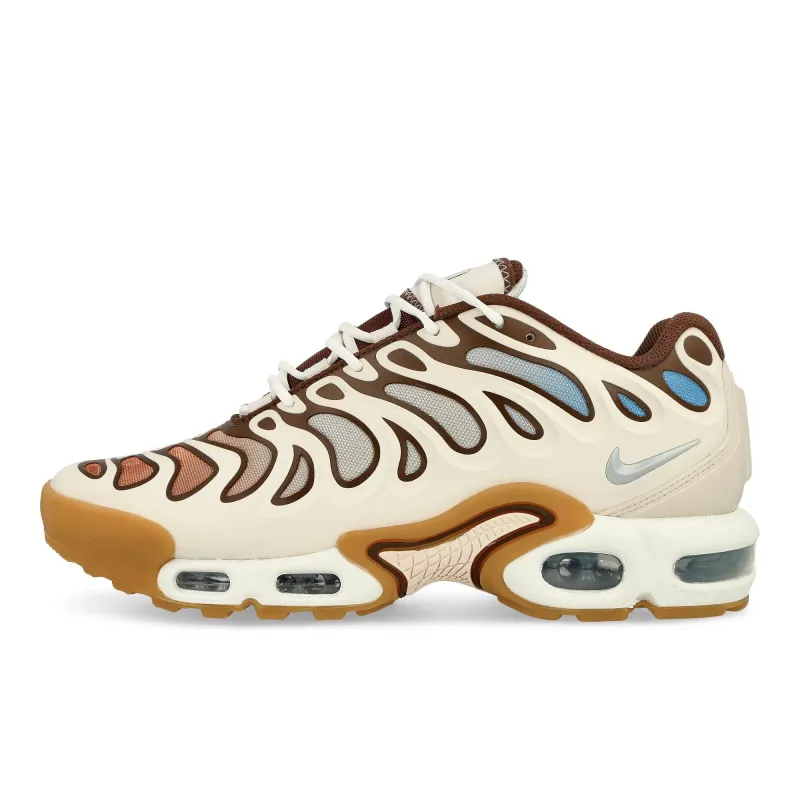 Air Max Plus Drift made by Nike