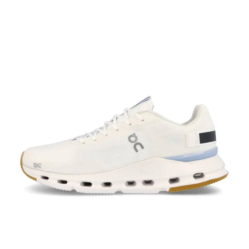 W Cloudnova Form made by On