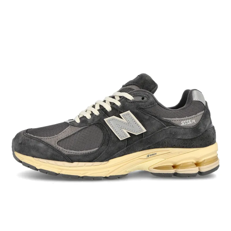 M2002RHO made by New Balance
