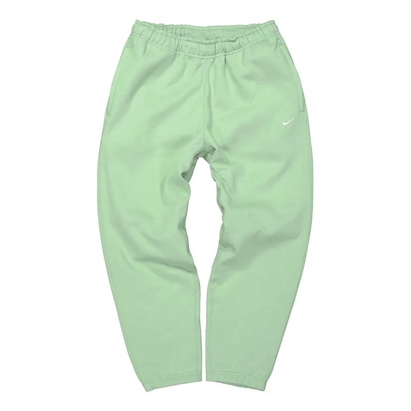 NRG Solo Swoosh Fleece Pant made by Nike