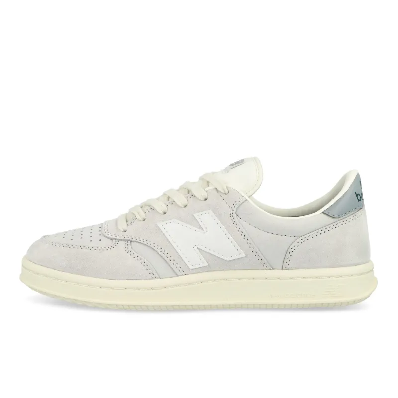 CT500AG made by New Balance