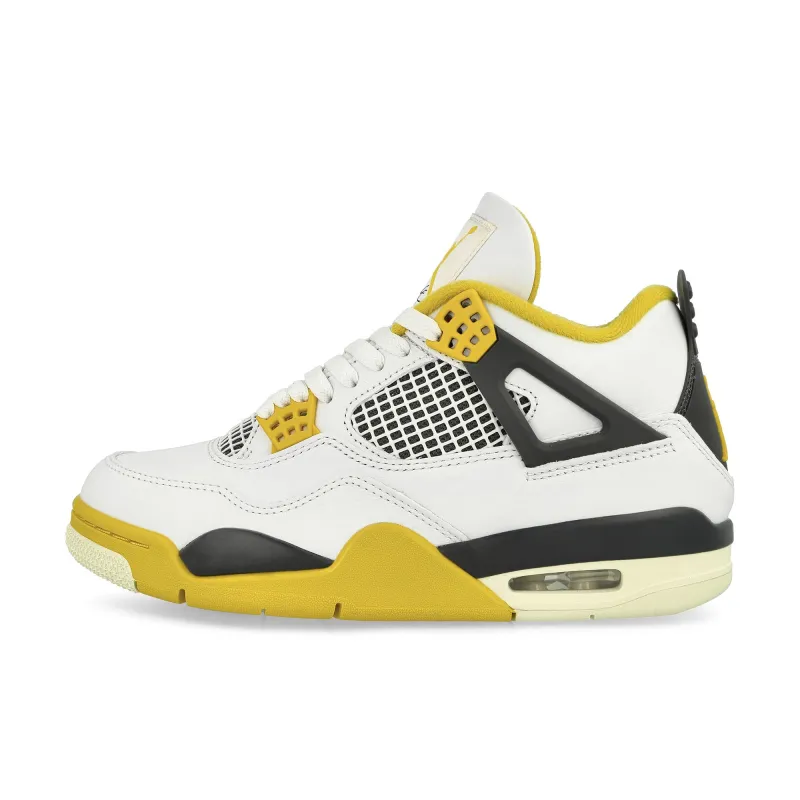 Wmns Air Jordan 4 Retro made by Jordan