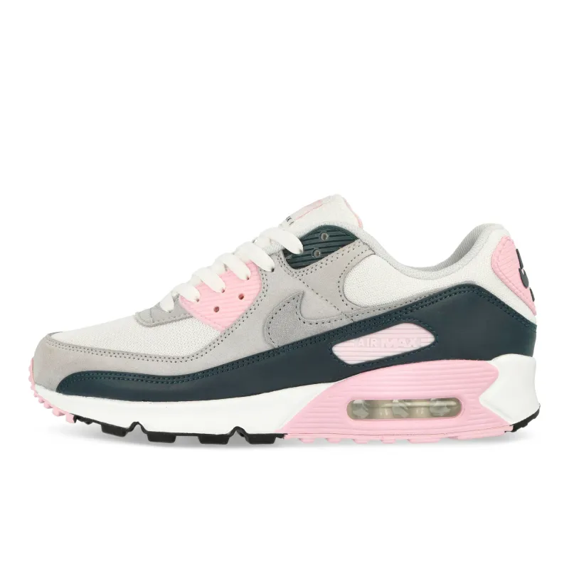 Air Max 90 made by Nike