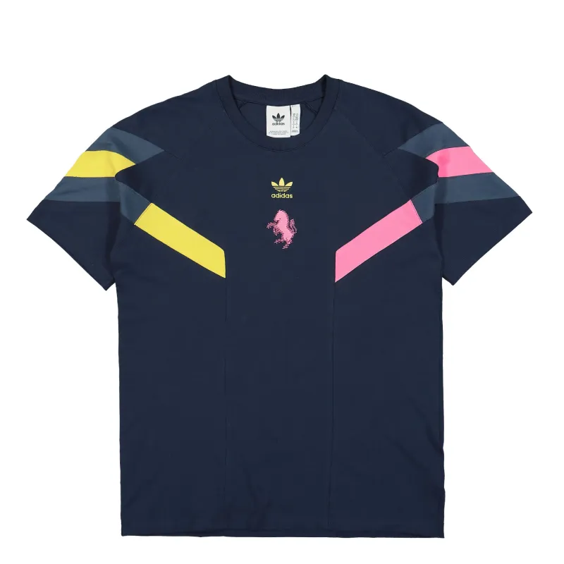 Juventus OG T-Shirt made by Adidas