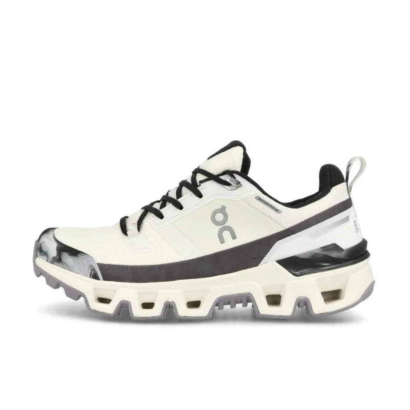 W Cloudwander Waterproof made by On