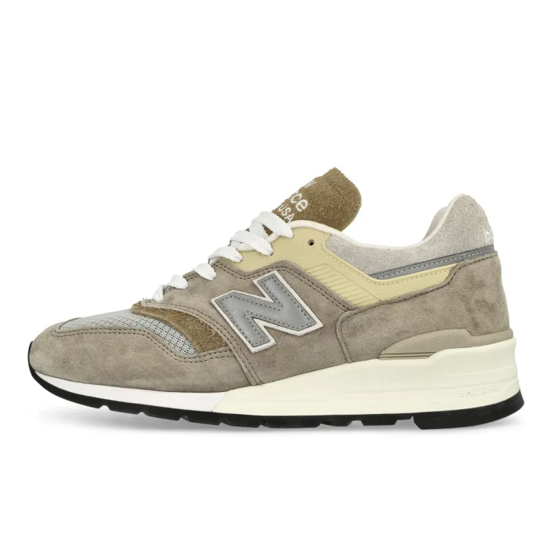 U997MG made by New Balance