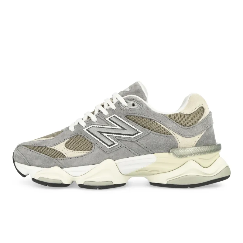 U9060LBA made by New Balance