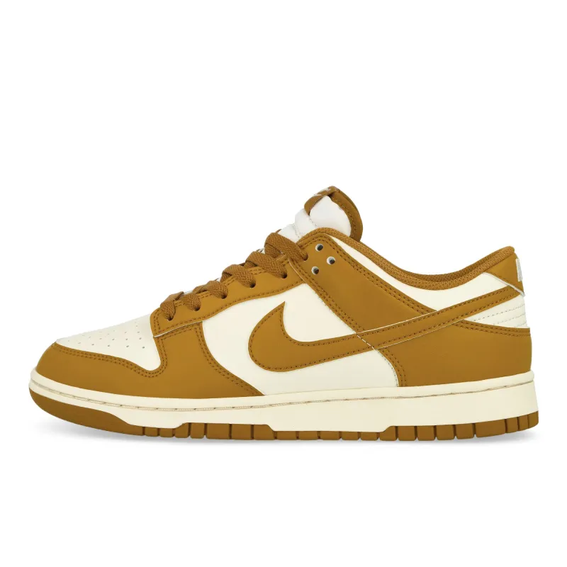 Dunk Low Retro made by Nike