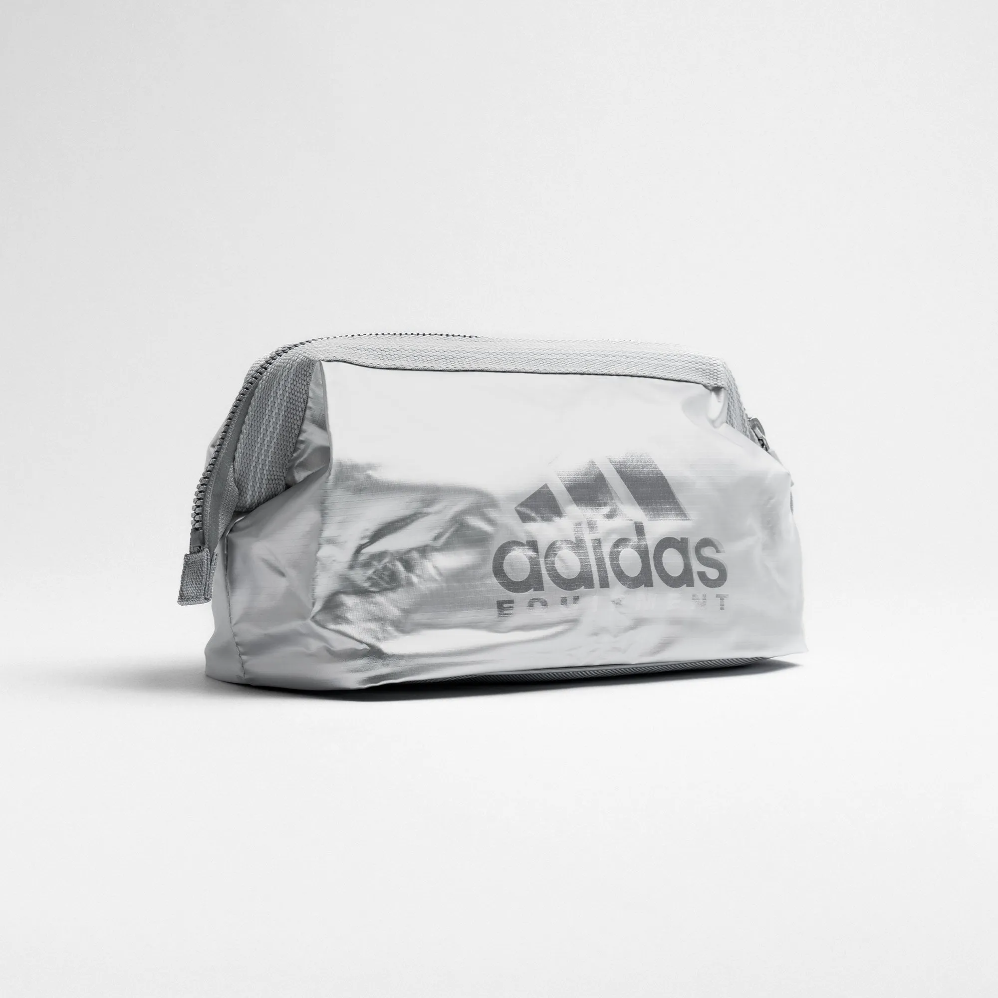 Equipment Washkit sold by OVERKILL product image thumbnail 2