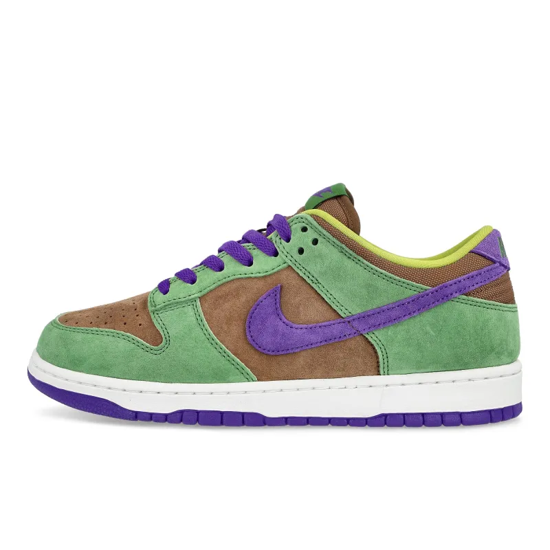 Dunk Low SP sold by OVERKILL