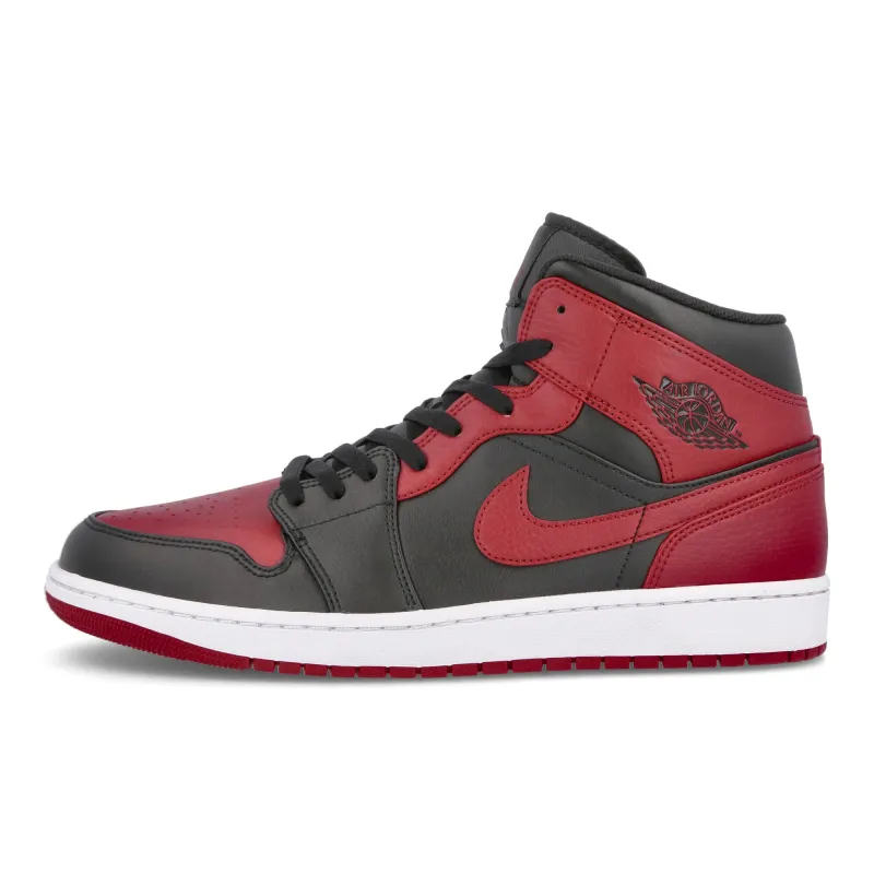 Air Jordan 1 Mid "Banned" made by Jordan