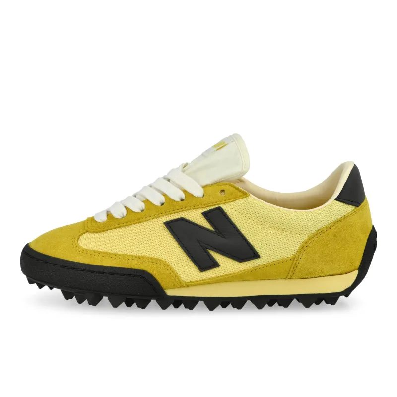 Gator Run made by New Balance