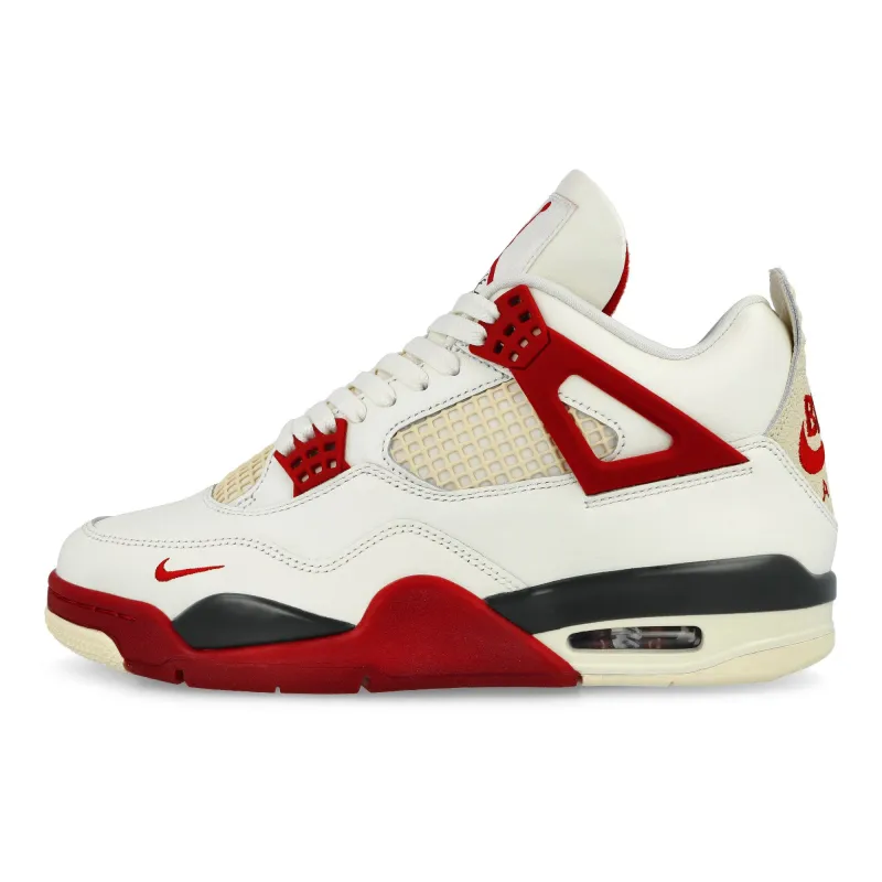 4 Retro SP made by Jordan