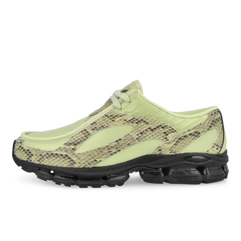 U18907P8 made by New Balance