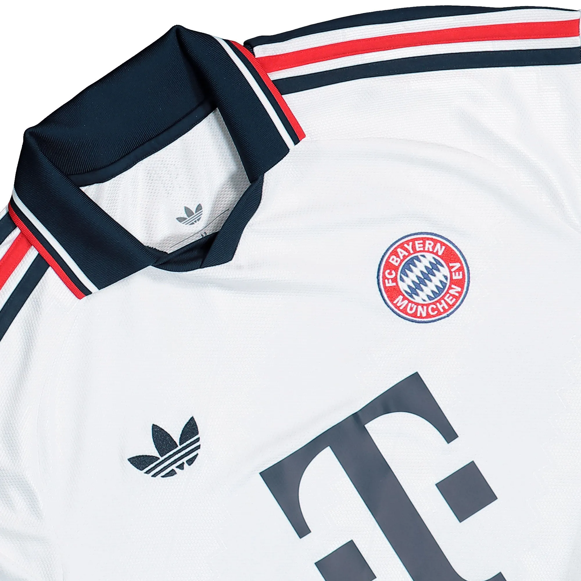FC Bayern München Away Jersey 26/27 sold by OVERKILL product image thumbnail 2