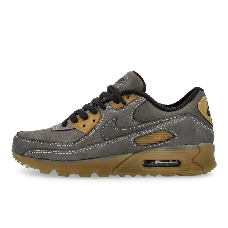 Air Max 90 SP made by Nike