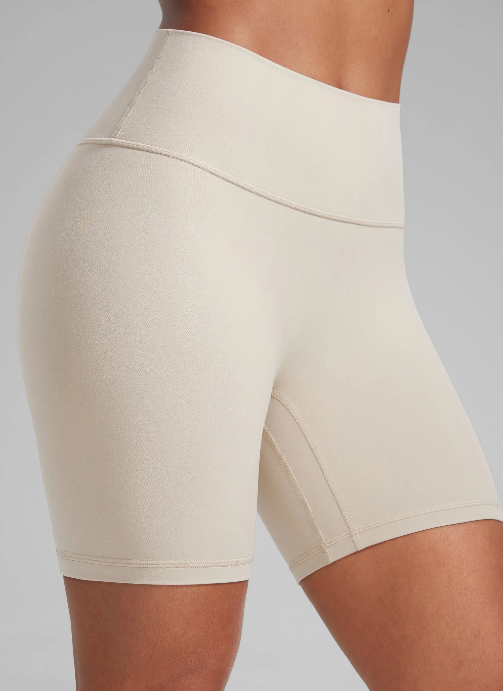 Secretsculpt™ No Front Seam Short 6'' sold by CRZ Yoga product image thumbnail 3