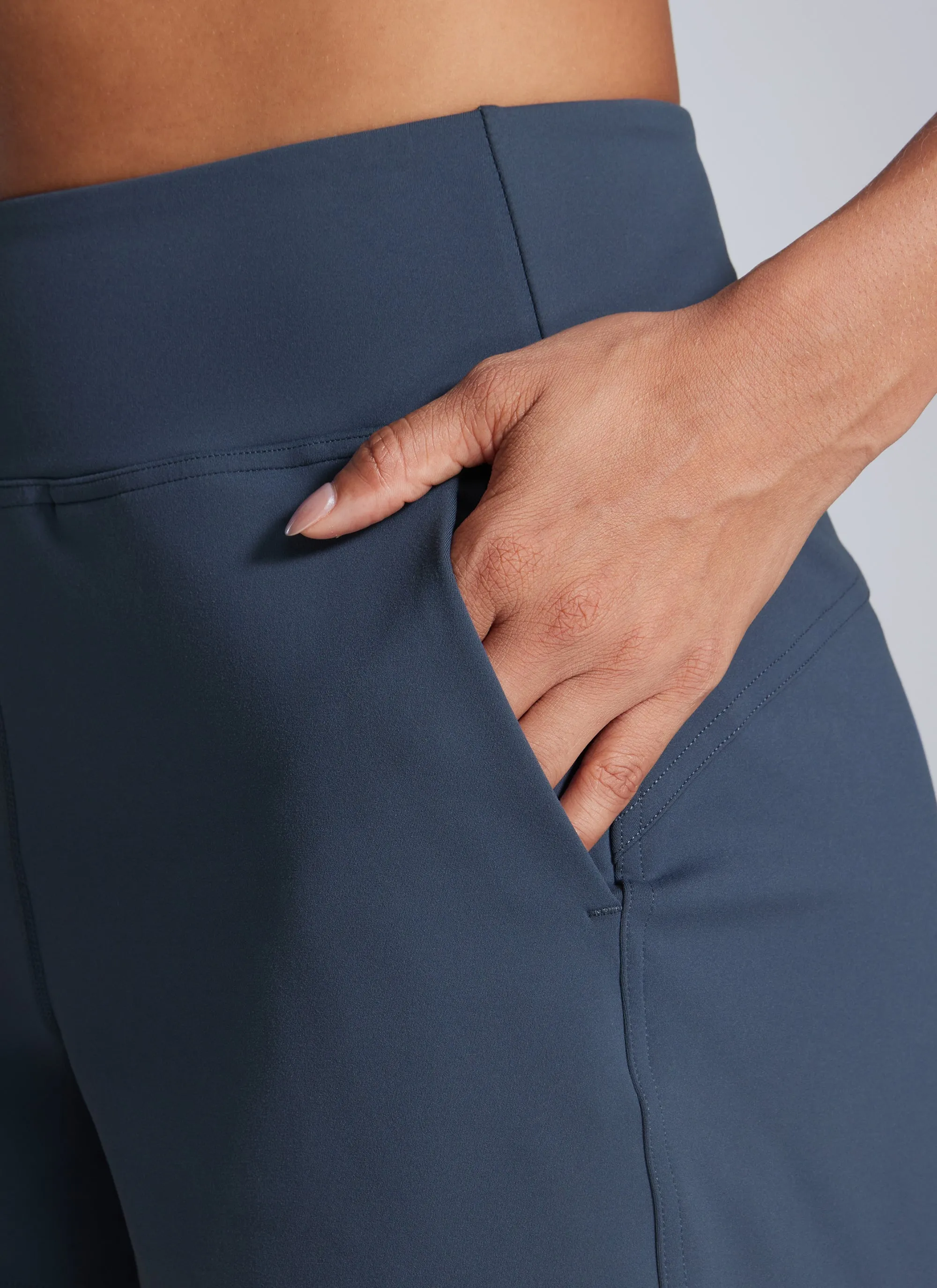 Butterbreeze High Rise Pocket Linerless Short sold by CRZ Yoga product image thumbnail 5