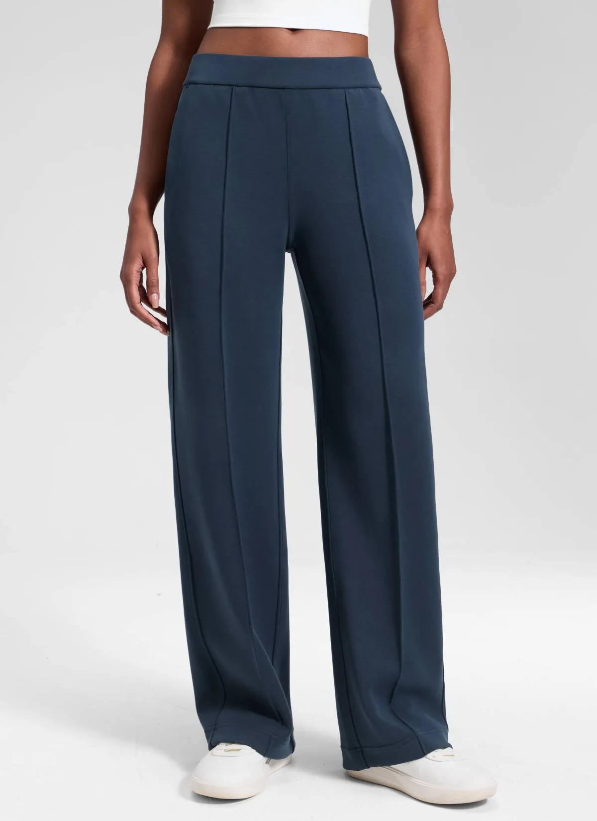 SoftAura Pintuck Straight Leg Sweatpant 30" sold by CRZ Yoga product image thumbnail 5