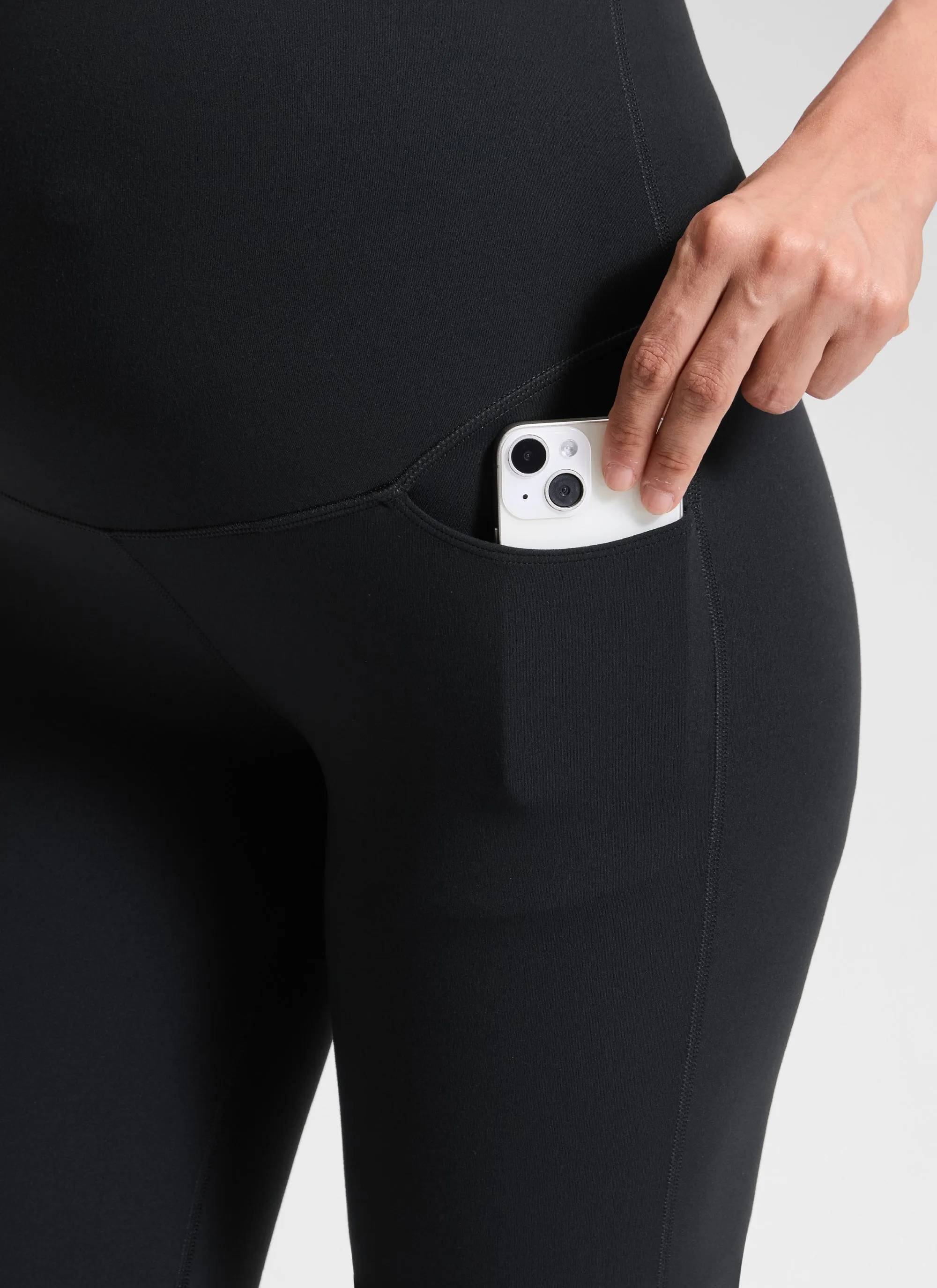 Butterluxe Maternity Flare Pocket Legging 29" sold by CRZ Yoga product image thumbnail 4