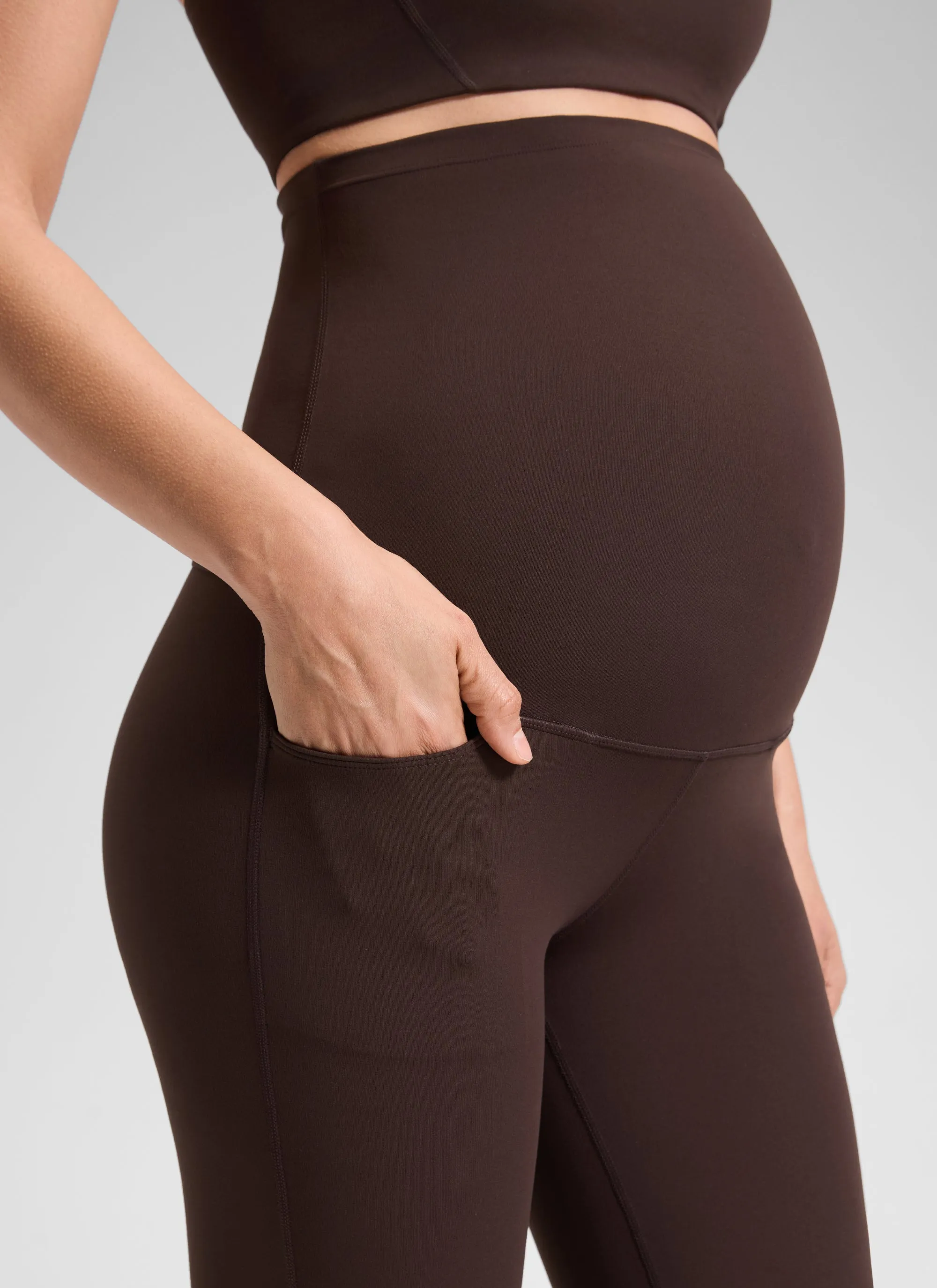 Butterluxe Maternity Flare Pocket Legging 33" sold by CRZ Yoga product image thumbnail 4
