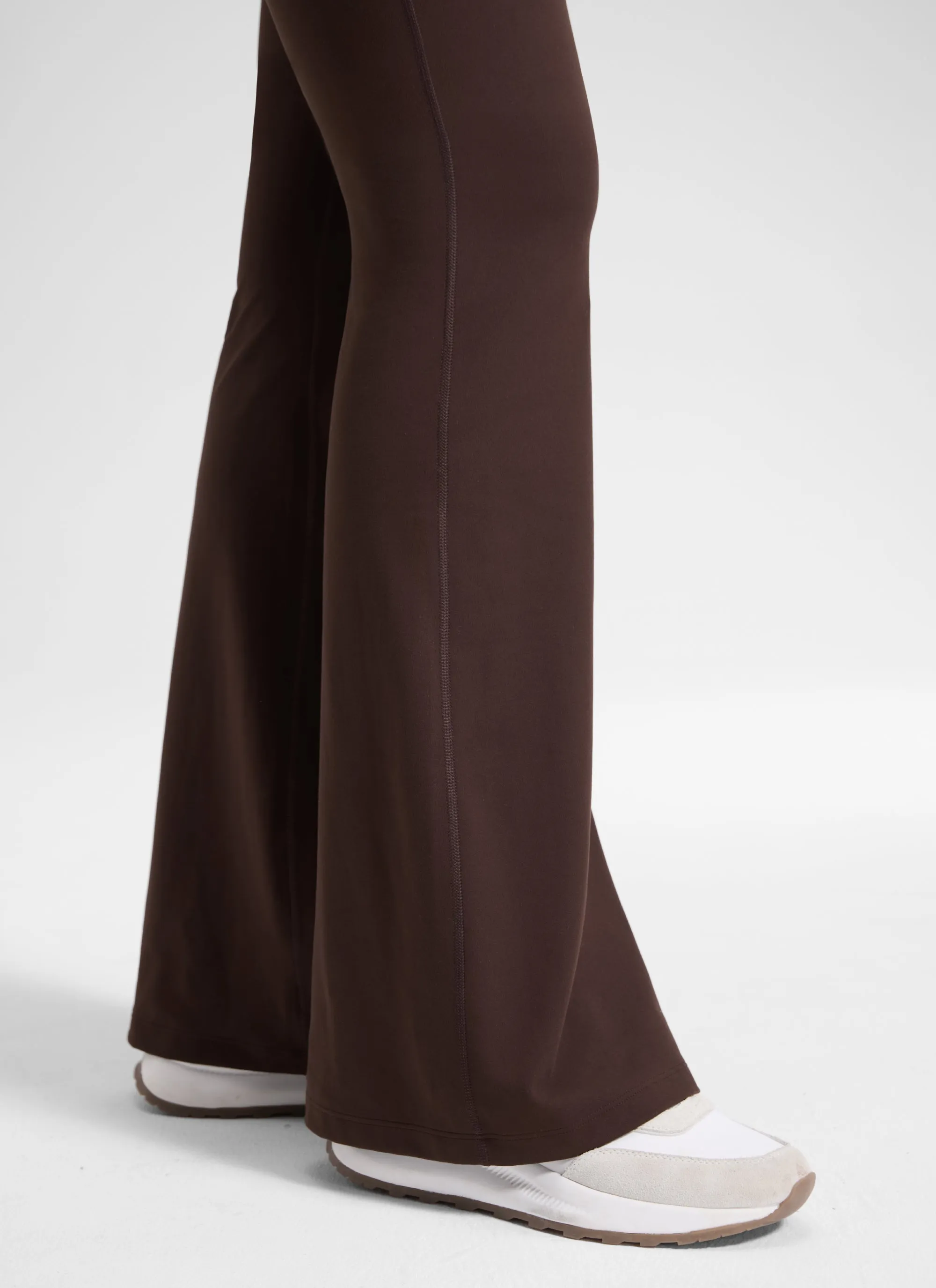 Butterluxe Maternity Flare Pocket Legging 33" sold by CRZ Yoga product image thumbnail 5