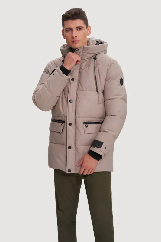 Russel sold by Noize