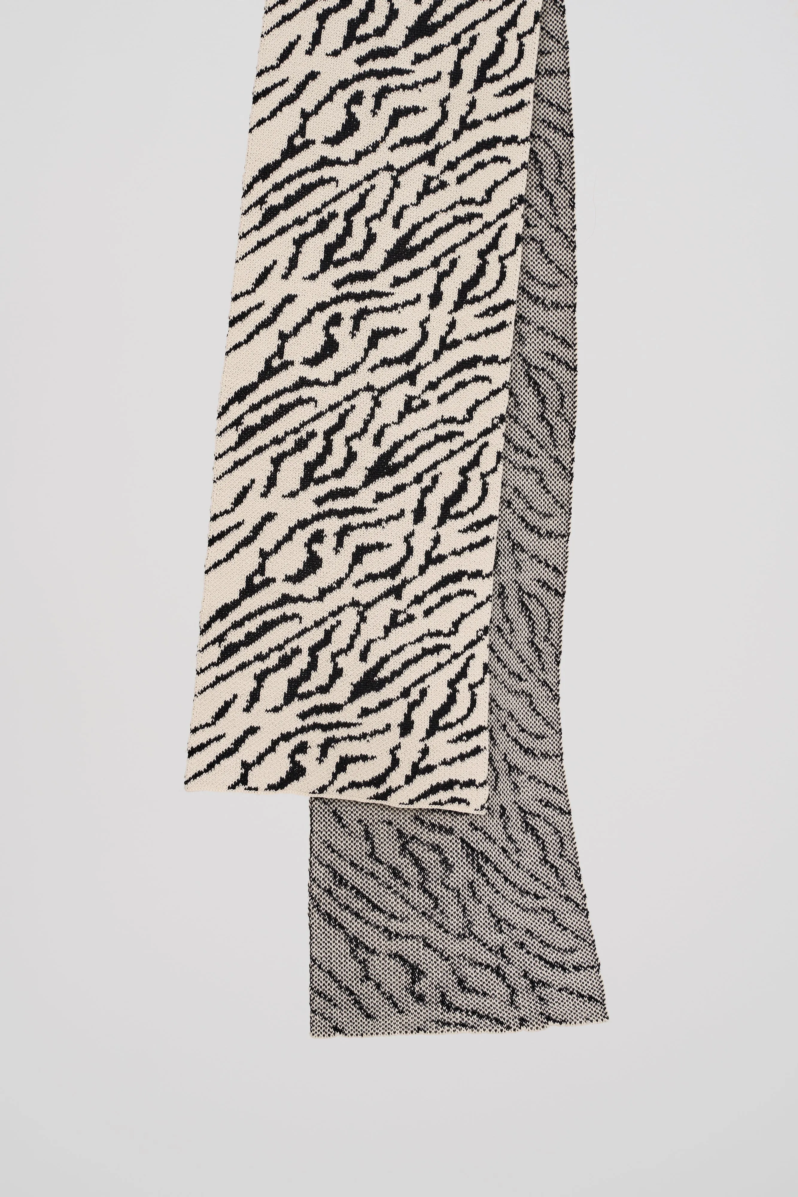 Lolita sold by Noize product image thumbnail 3