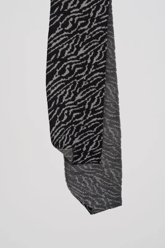 Lolita sold by Noize