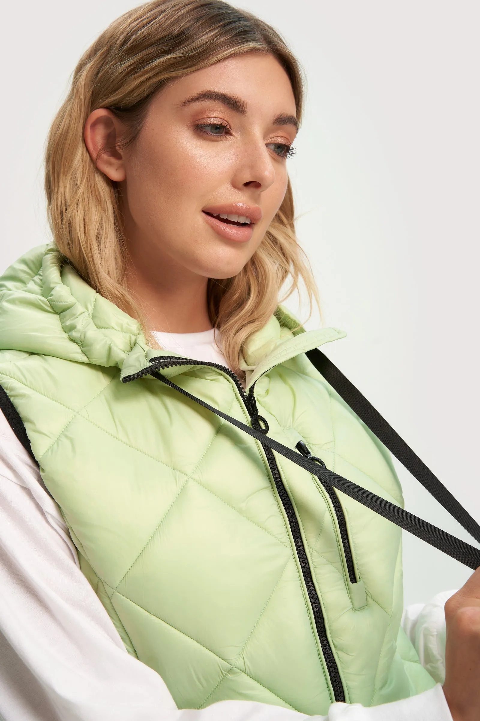 Cecilia sold by Noize product image thumbnail 2