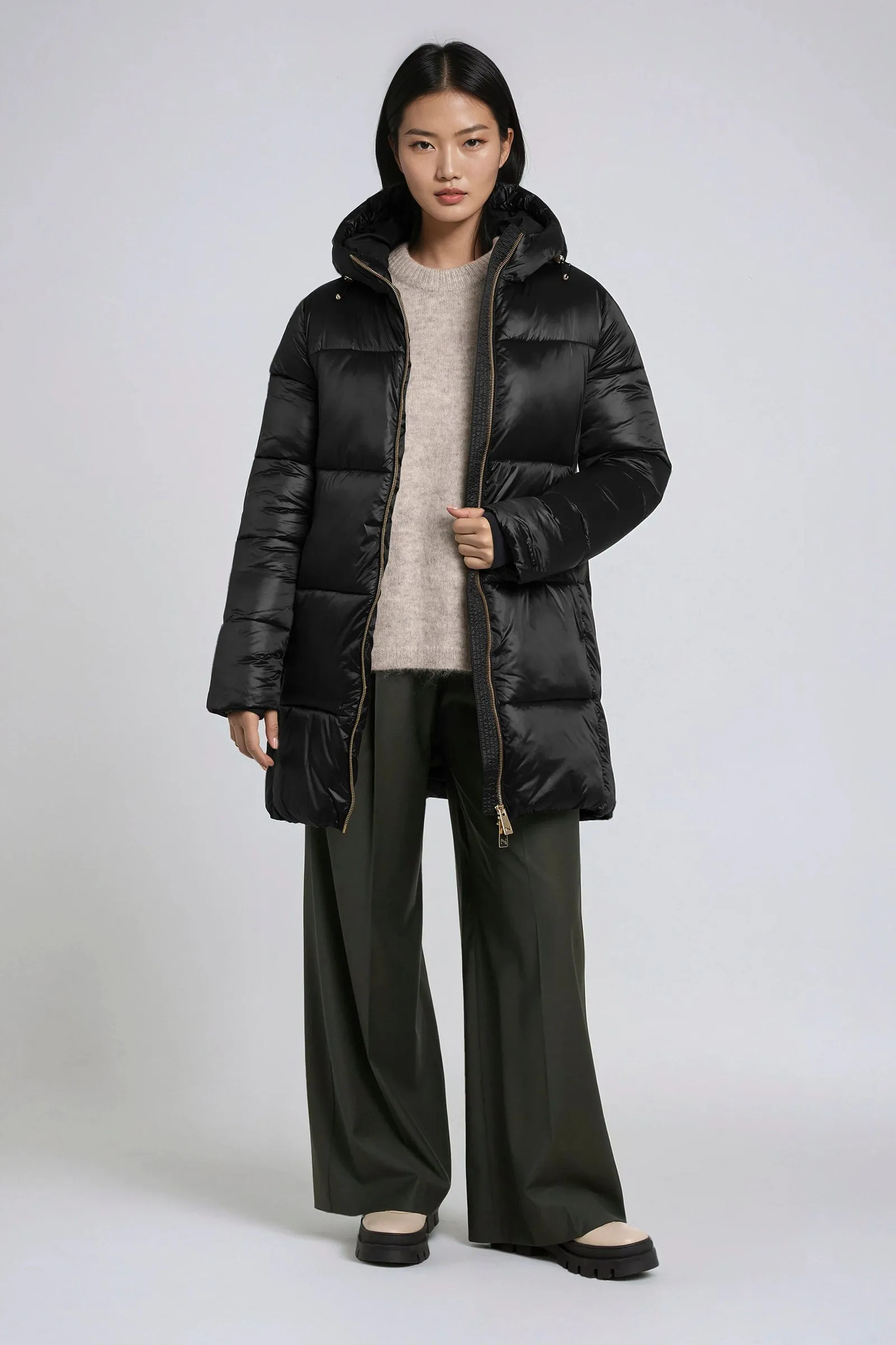 Alicia sold by Noize