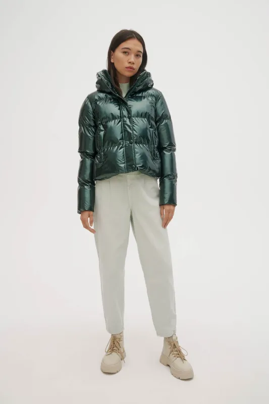 Karlie-H - Holographic Pine made by Noize