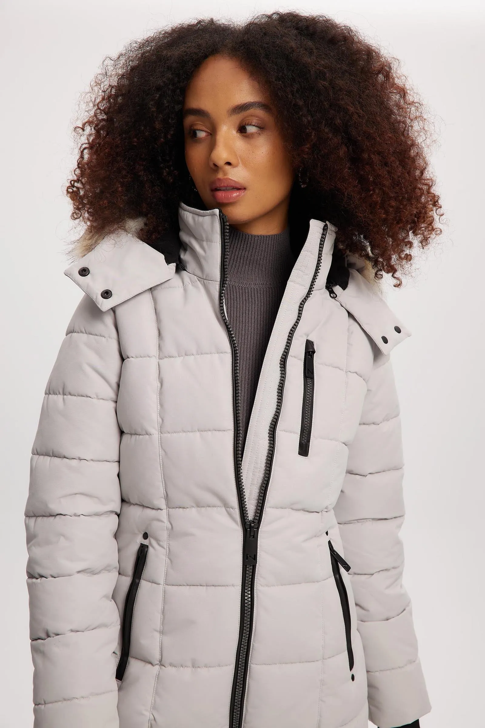 Hannah - Snow sold by Noize product image thumbnail 2