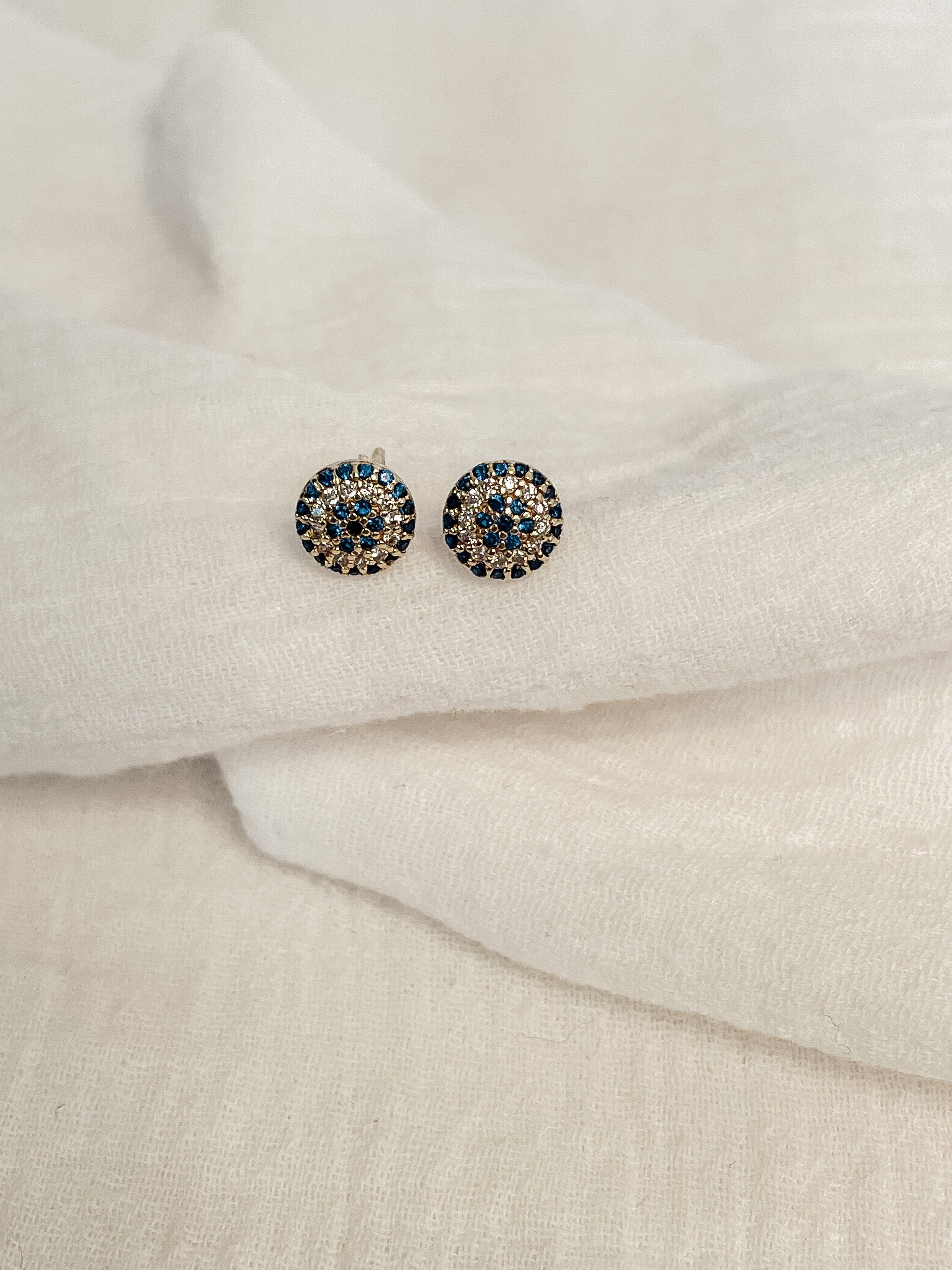 Royals Stud sold by Raquel Rosalie product image thumbnail 5