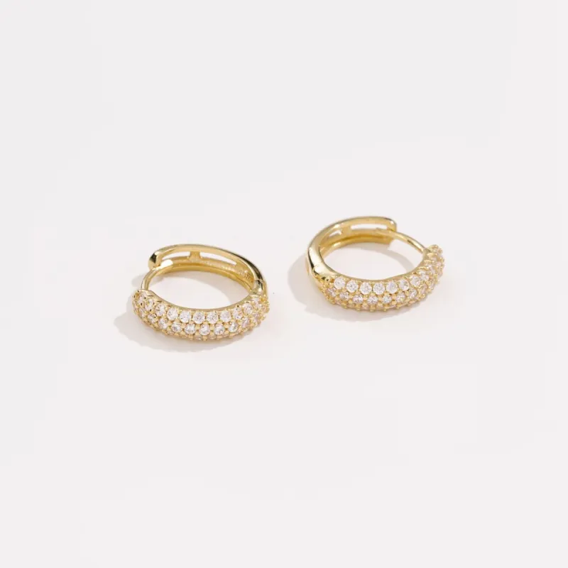 Eloise Huggies sold by Raquel Rosalie