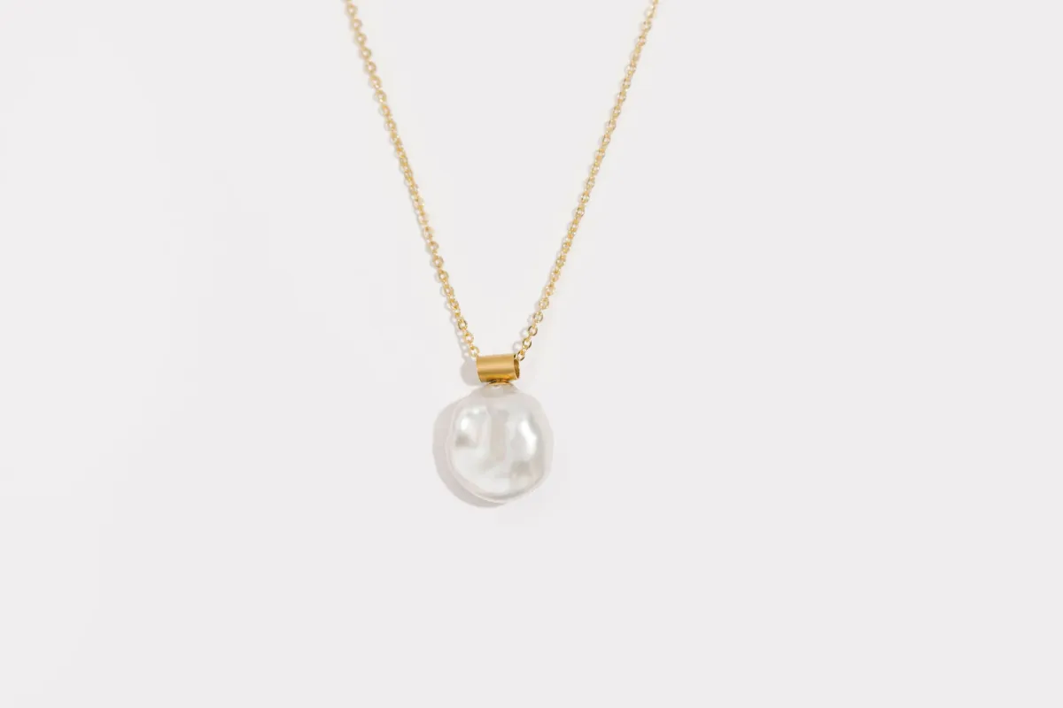 Keshi Necklace sold by Raquel Rosalie