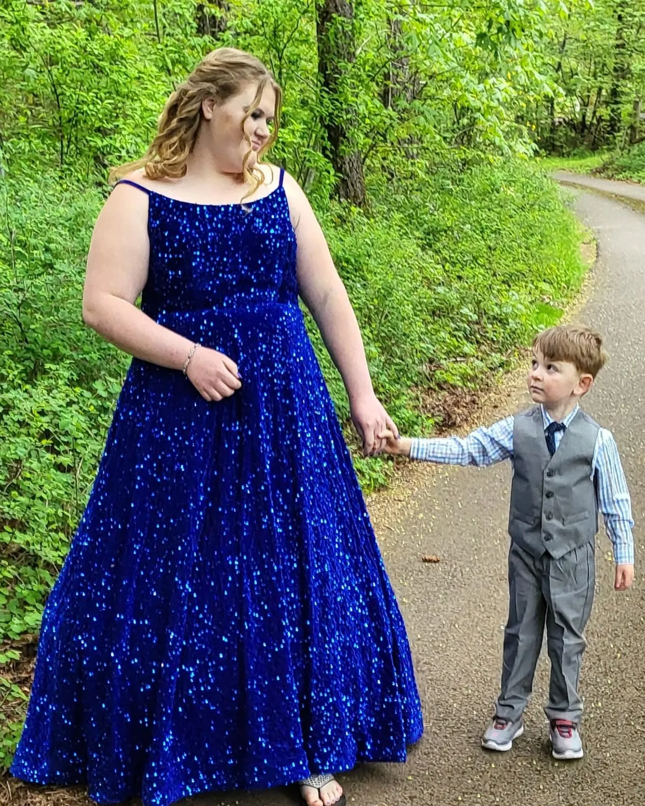 Sequin Long Formal Ball Gowns Spaghetti Straps Prom Dresses with Pockets sold by My Chic Dress product image thumbnail 4