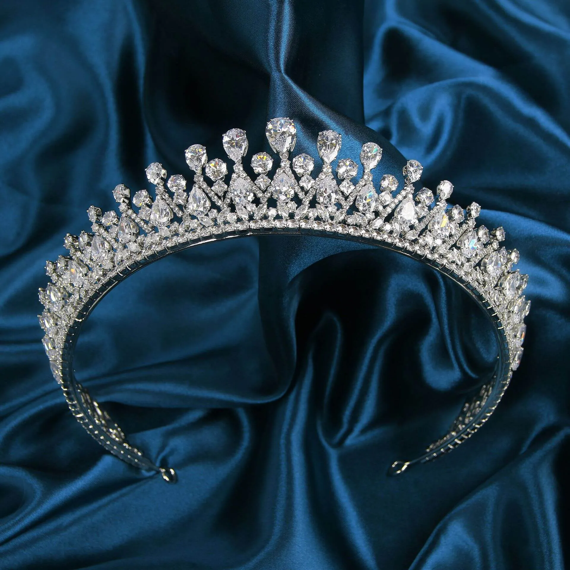 High Quality Rhinestone Wedding Tiaras Crowns Quinceanera Crown sold by My Chic Dress product image thumbnail 2