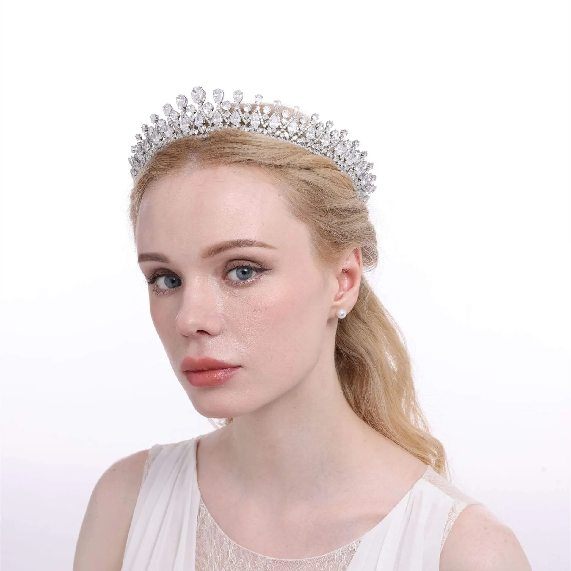 High Quality Rhinestone Wedding Tiaras Crowns Quinceanera Crown sold by My Chic Dress product image thumbnail 3