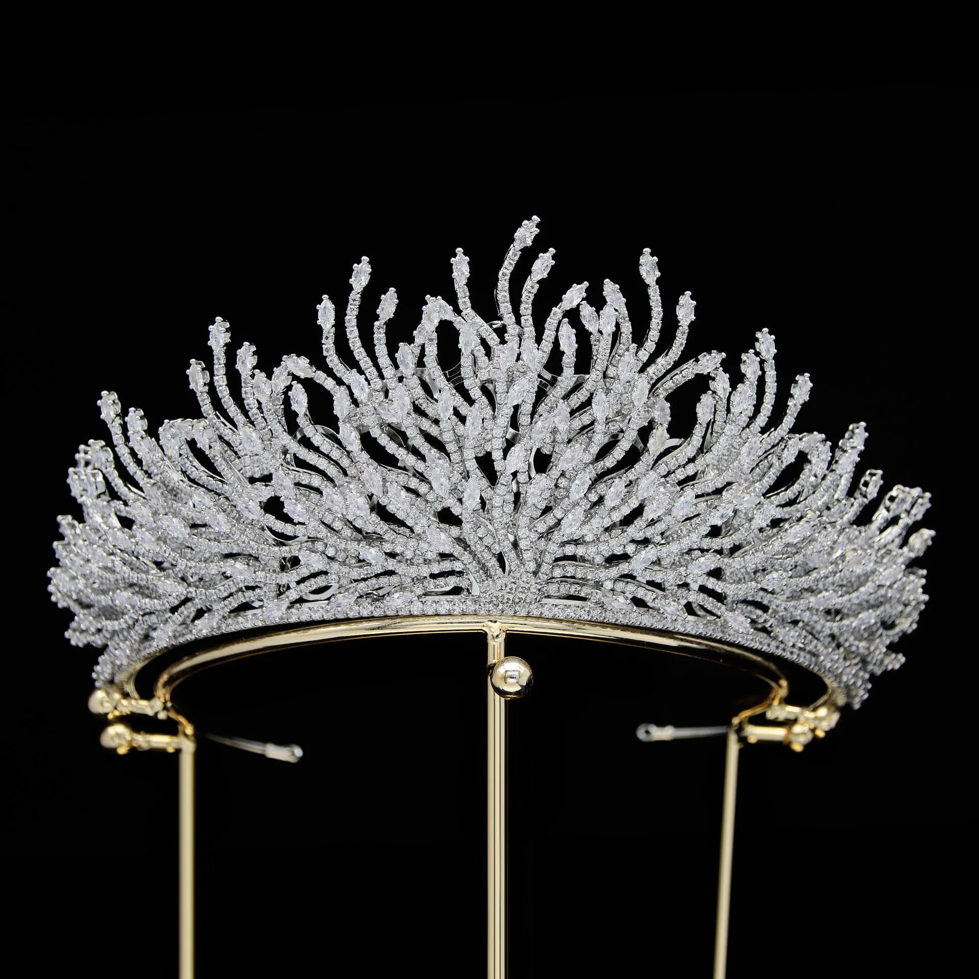 High Quality Rhinestone Tiaras Bridal Crowns Quince Headwear Crown sold by My Chic Dress product image thumbnail 3