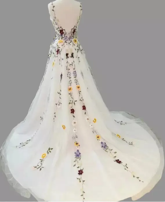 Vintage Lace Bohemian Florals Wedding Dress V Neck sold by My Chic Dress product image thumbnail 3