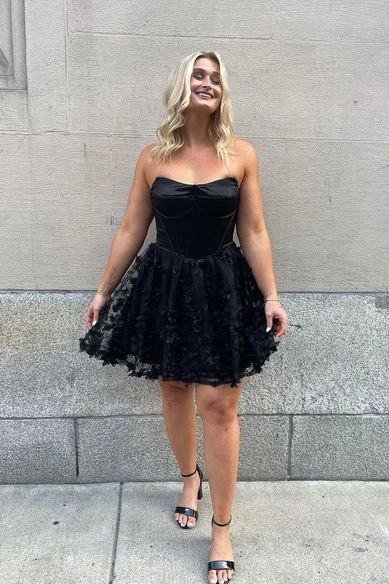 A Line Strapless Black Short Homecoming Dress Lace Sweetheart sold by My Chic Dress product image thumbnail 3