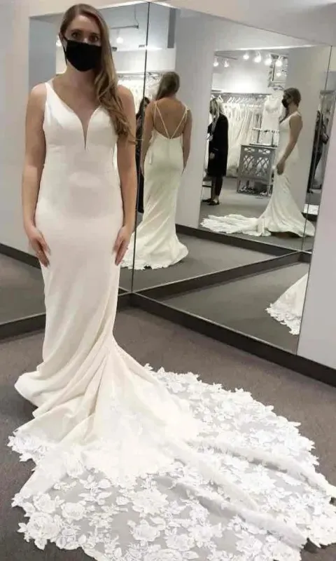 New Sheath V-Neck Long Beach Wedding Dress Lace Appliques Backless sold by My Chic Dress